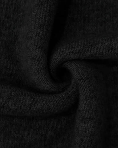 Sweter z Wysokim Kołnierzem w Kontrastowe Wzory