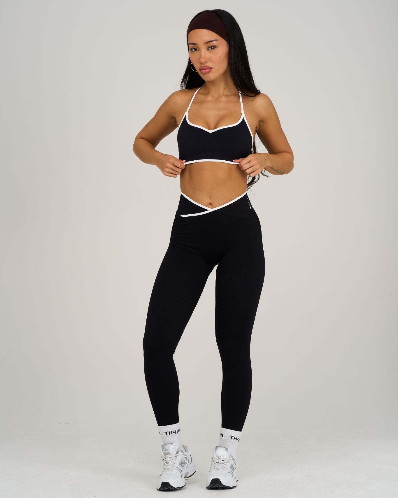 Legginsy Outline V z wysokim stanem | Czerń nocna