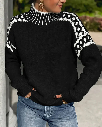 Sweter z Wysokim Kołnierzem w Kontrastowe Wzory