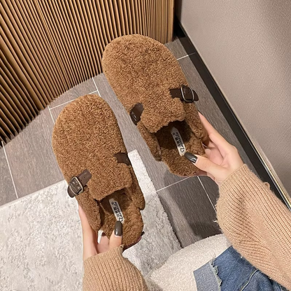 Veyra™ | Warme Buckle Slippers