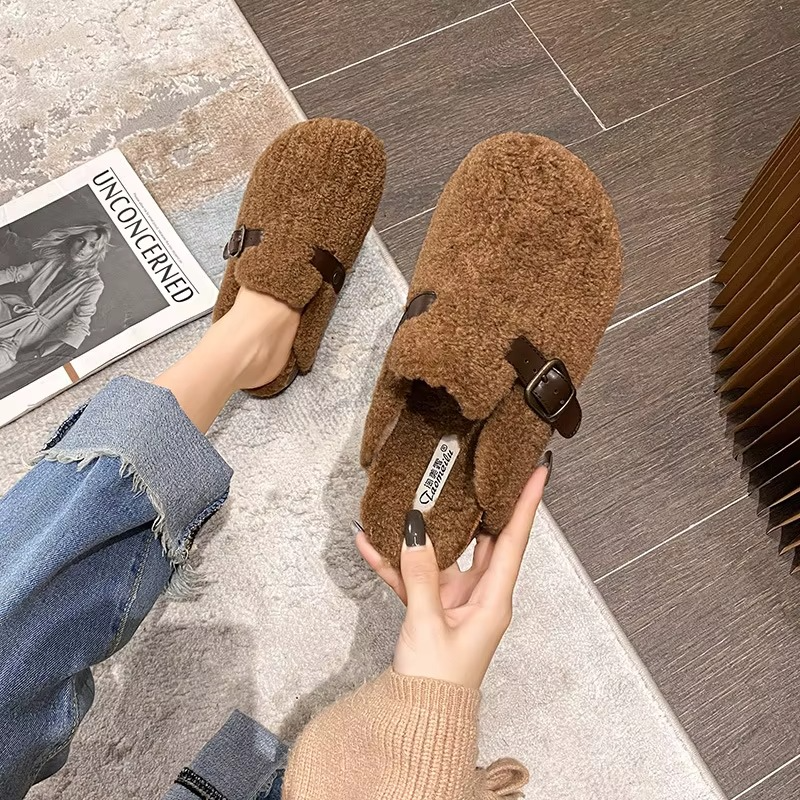 Veyra™ | Warme Buckle Slippers