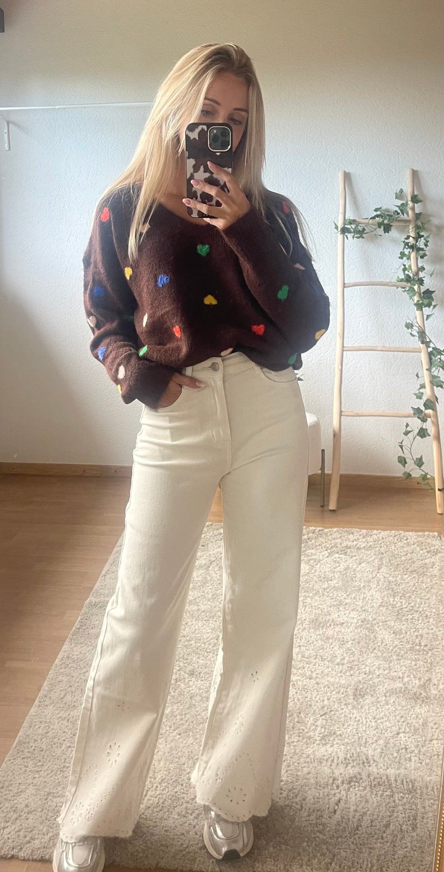 Chocolate Hartjes Sweater V-neck🍫